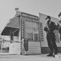 Penjara Wanita Xinjiang (Globalvoices.org/Diedit oleh Faluninfo)