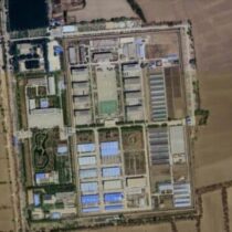 Penjara Shizuishan, Wilayah Otonomi Hui Ningxia, Tiongkok (Foto satelit Google Earth)